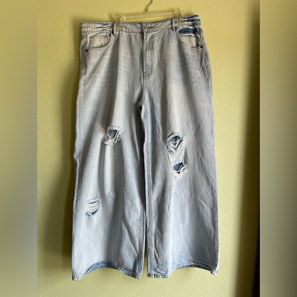 Distressed Gray  Jeans